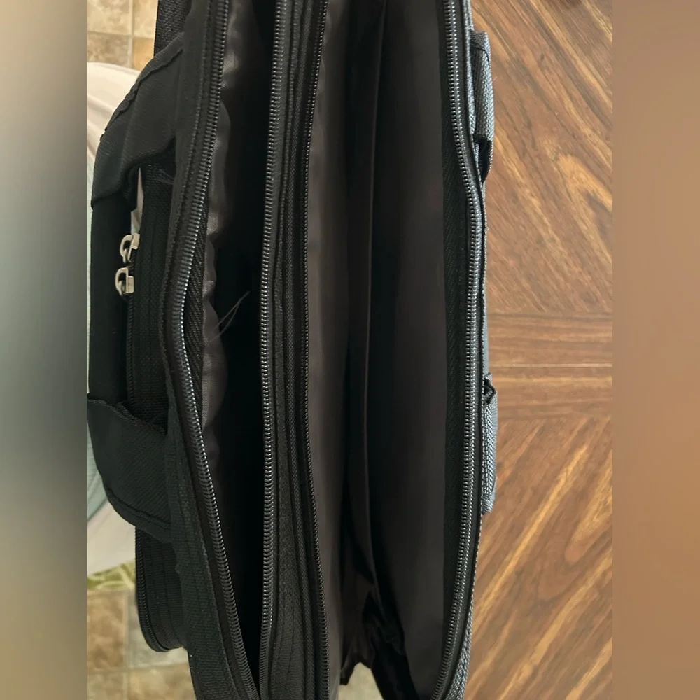 Dell Black Laptop Bag (17”W x 13”H)